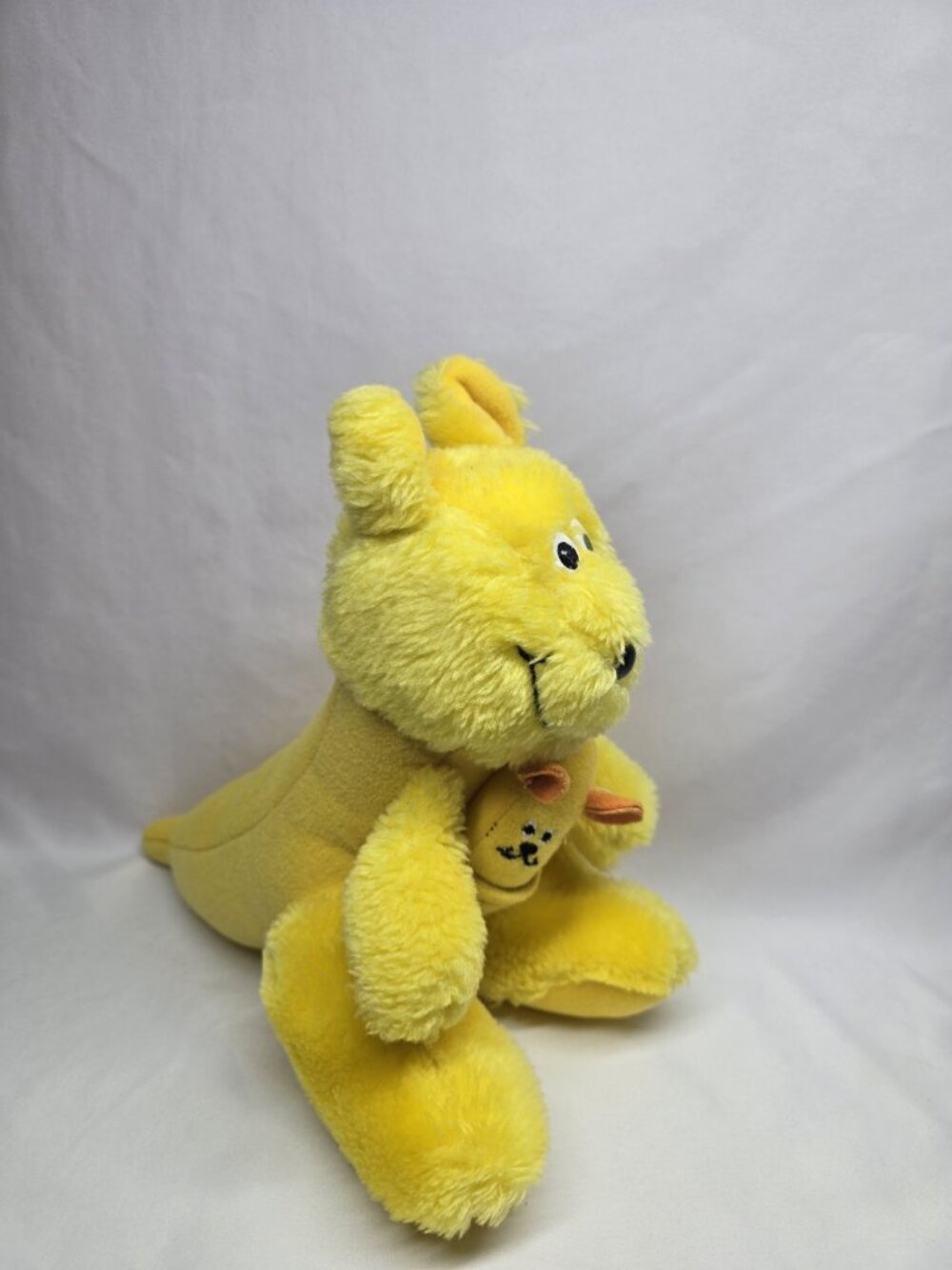Dole Bananimal Banangaroo Kangaroo Banana 1983 Plush Stuffed Animal 13” #4377